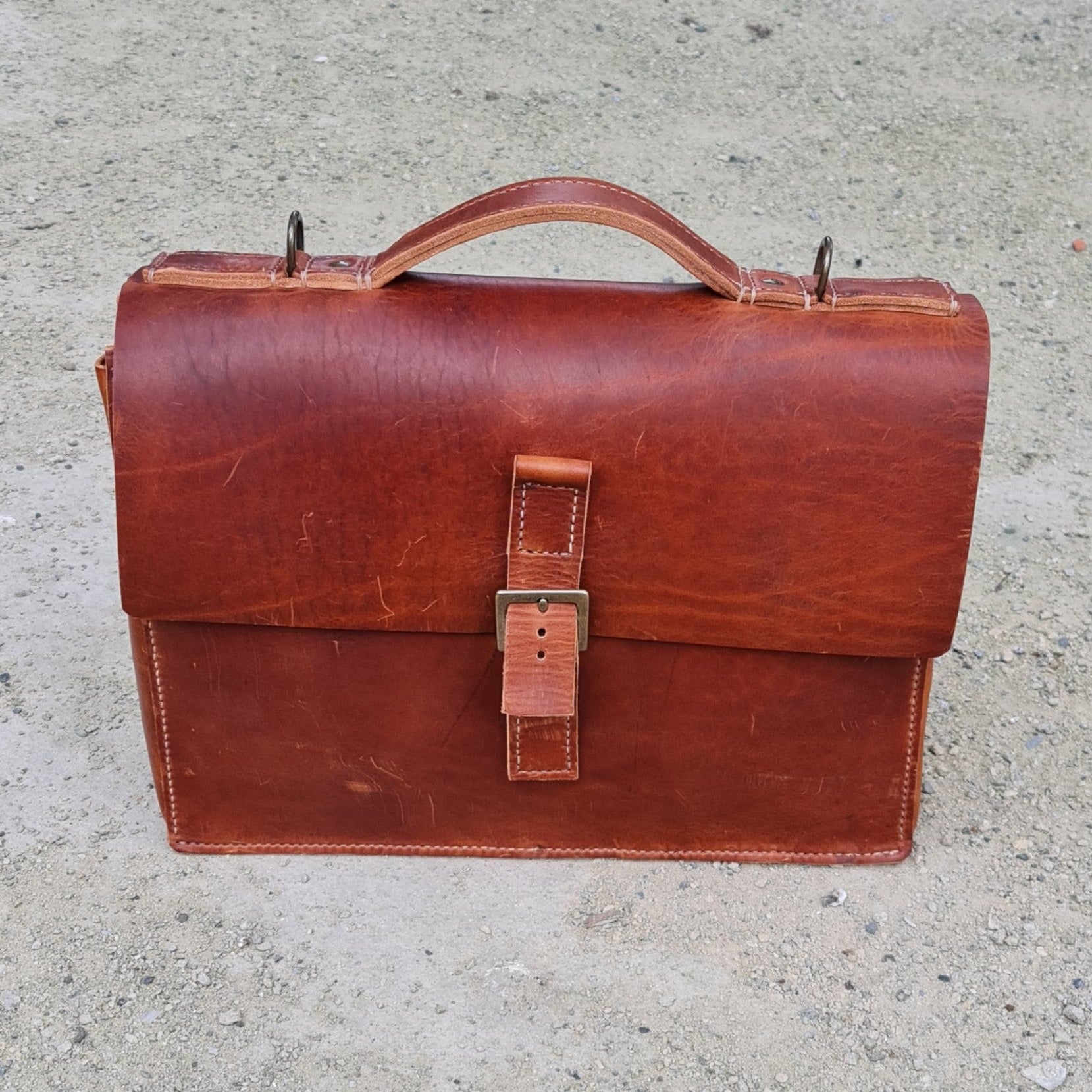 22 SADDLEBAG Briefcase Hand Stitched Horween Leather