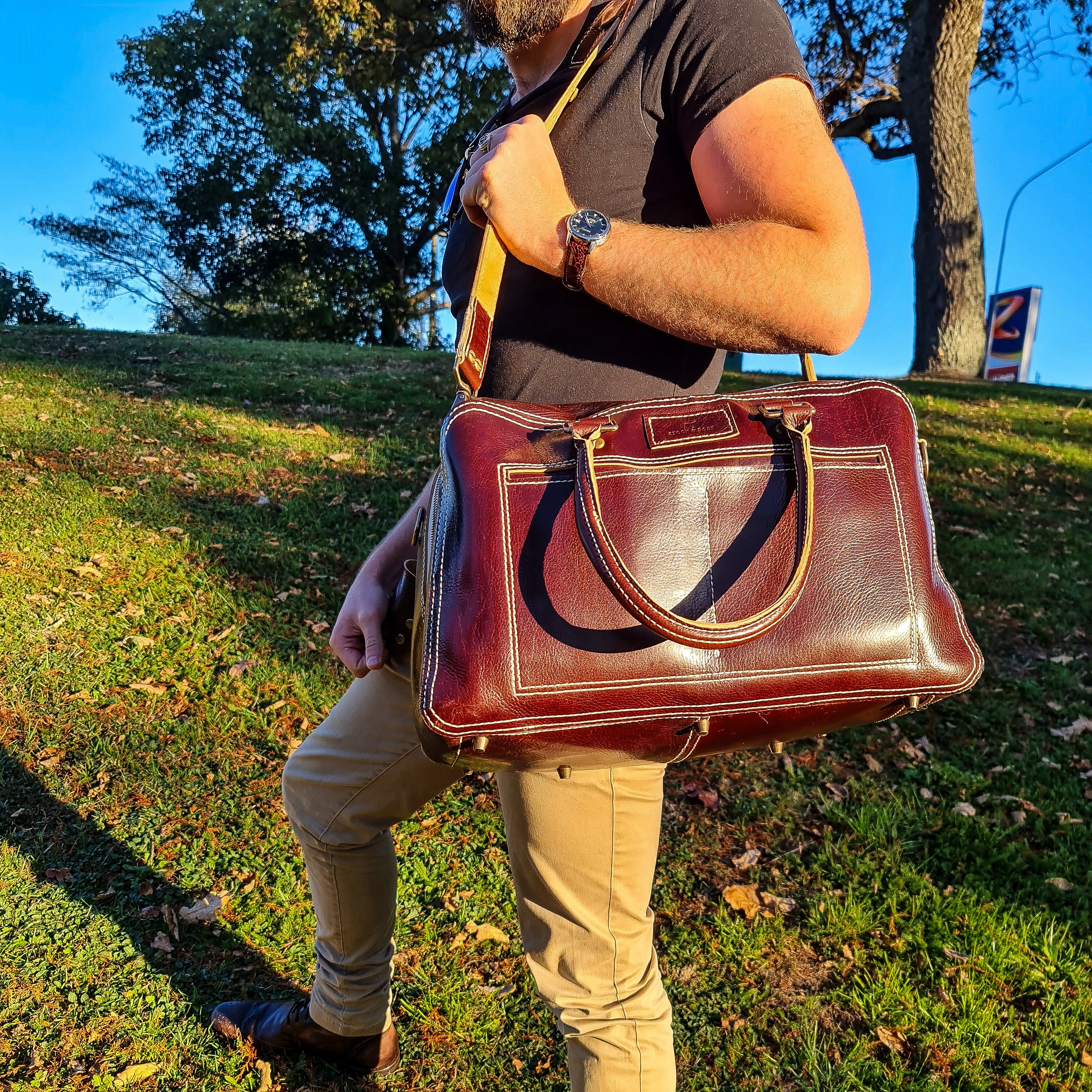 No. 1963 VOYAGER Travel Bag - Hand Stitched - Tuscan Leather