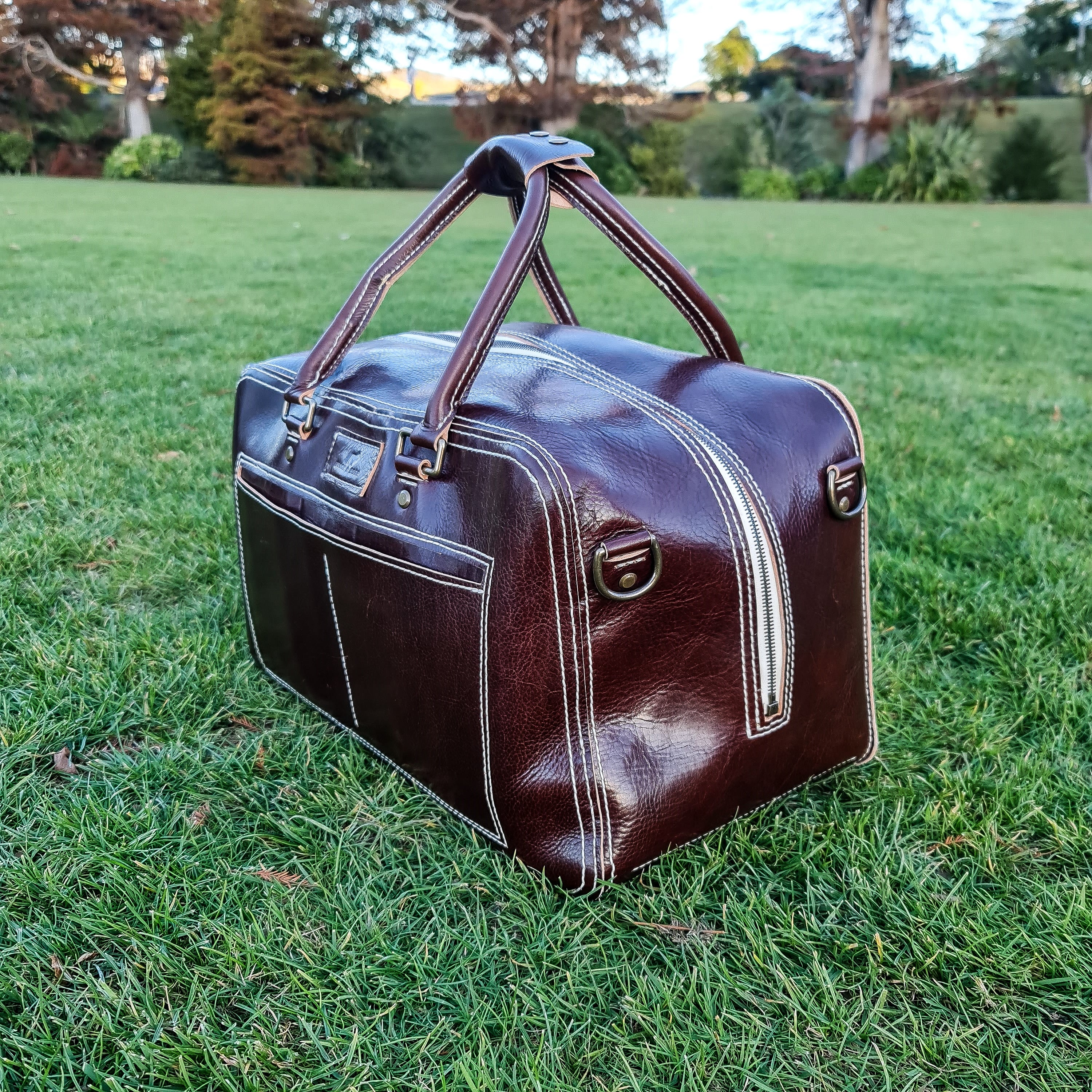 No. 1963 VOYAGER Travel Bag - Hand Stitched - Tuscan Leather