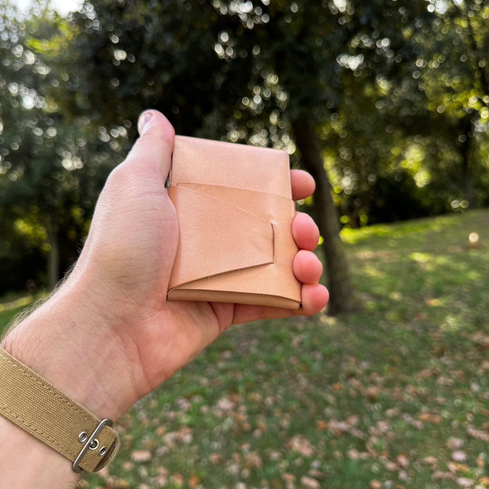 No. 66 Woodsman Leather Fold Wallet, Wicket and Craig Russet, Back Closed