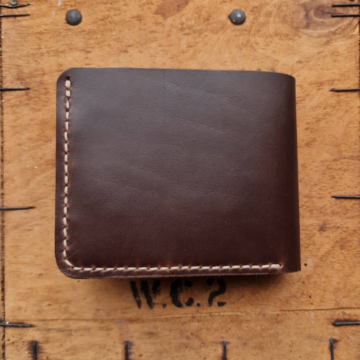 The Frontiersman men's leather wallet with cash and card holder in Brown leather - back 